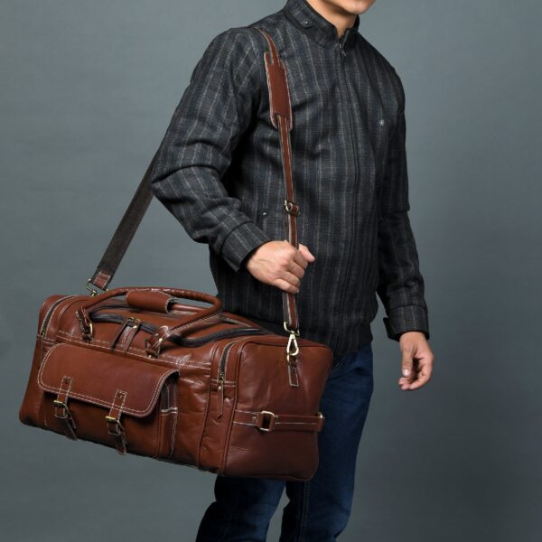 Traveler Leather Weekender Duffle Bag