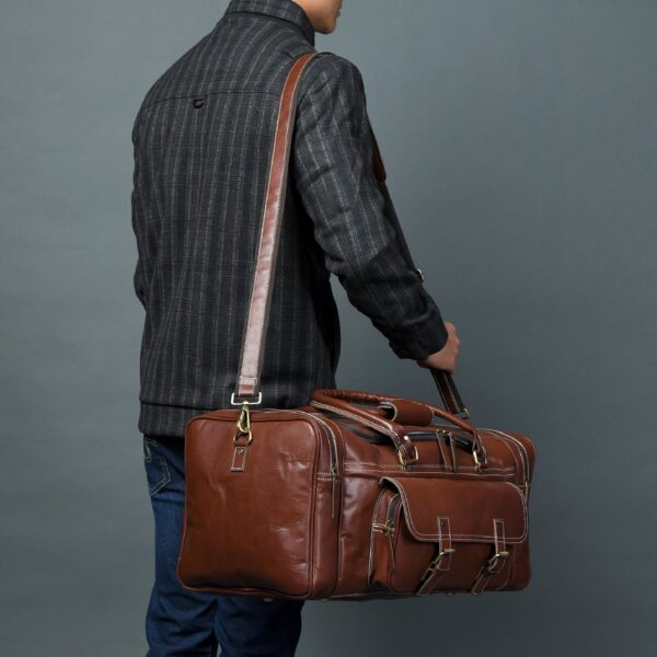 Traveler Leather Weekender Duffle Bag