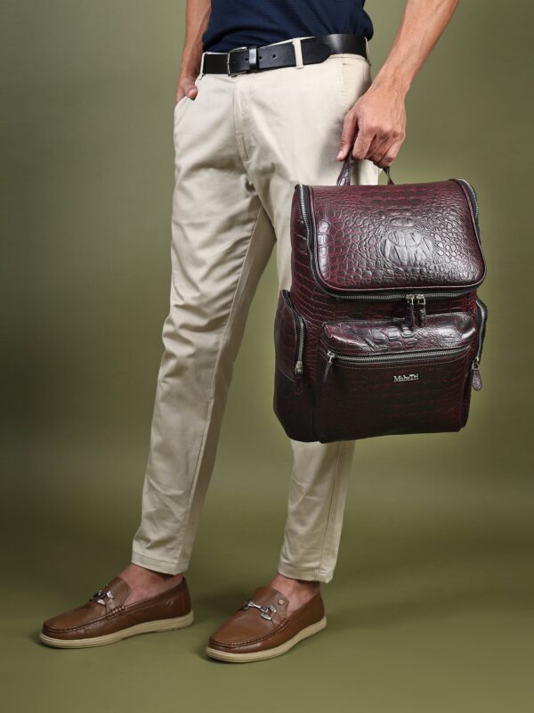 Regal Crocodile Texture Leather Laptop Backpack - Red